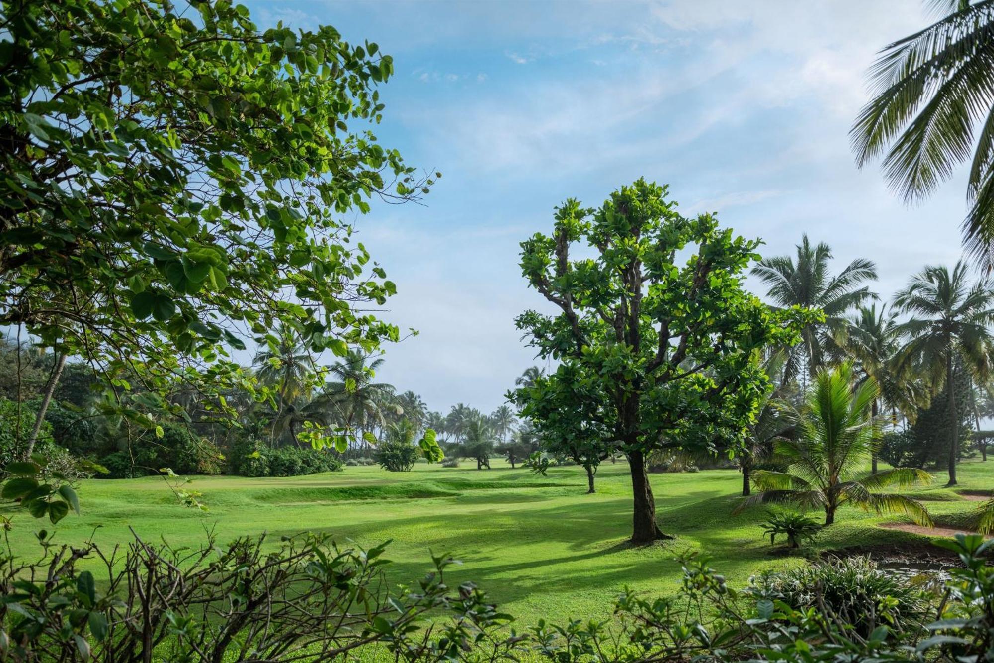 The St. Regis Goa 5* Cavelossim