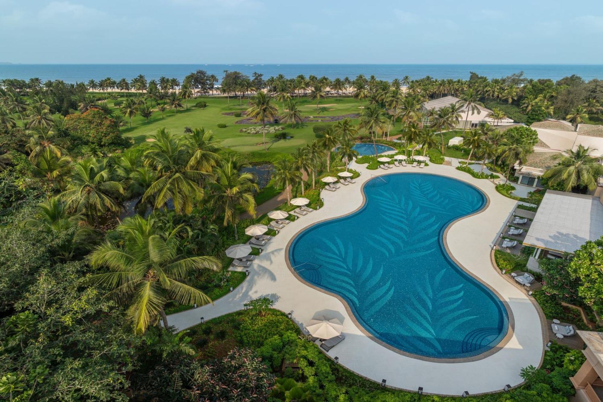 The St. Regis Goa 5* Cavelossim